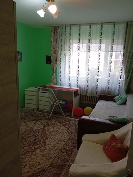 Caut colega de apartament