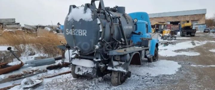 ЗИЛ 1990 г, состояние аварийное.