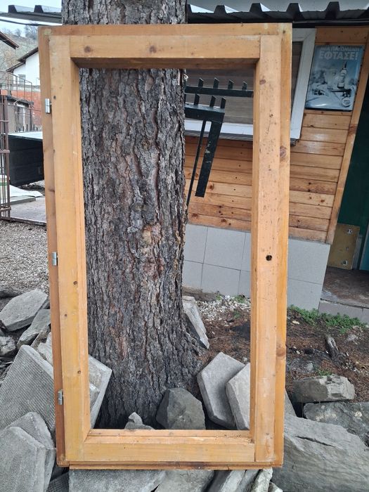 Масивна дървена дограма-чисто нова