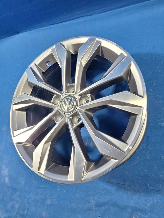 1 Janta Aliaj 5x112 17'' VW Passat Alltrack Tiguan Golf 7J ET 40 NOUA