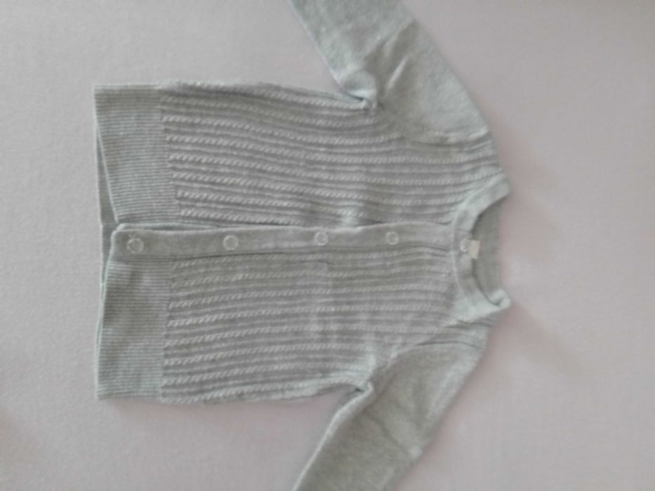 Красива бебешка жилетка