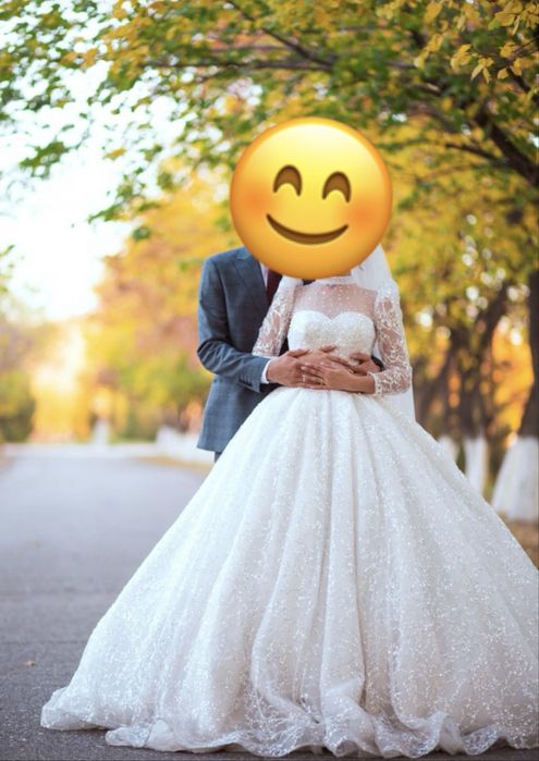 Продам свадебные платья