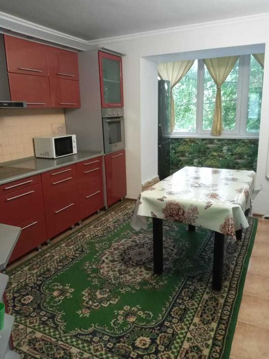 Продам 4-х квартиру 2/5эт 105 кв.м пр. Сатпаева д.29/1