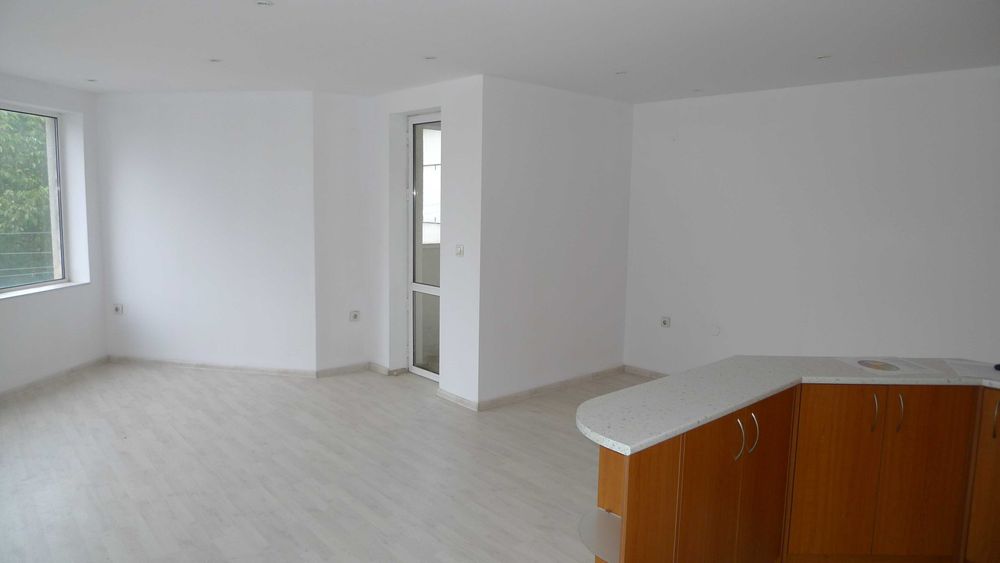 Манастирски ливади тристаен, ГАЗ