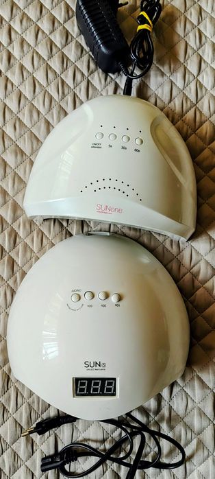 Lampa pentru unghii