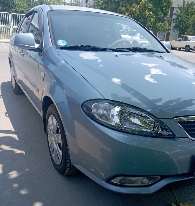 Автомобиль Daewoo GENTRA  2014 год