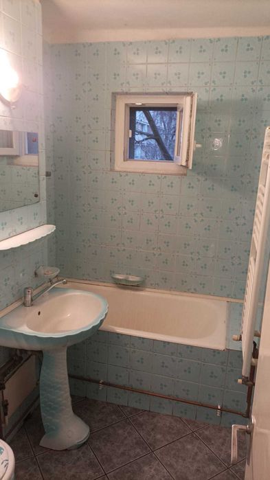 PROPRIETAR, inchiriez apartament 3 cam Complexul Studentesc,  Centrala