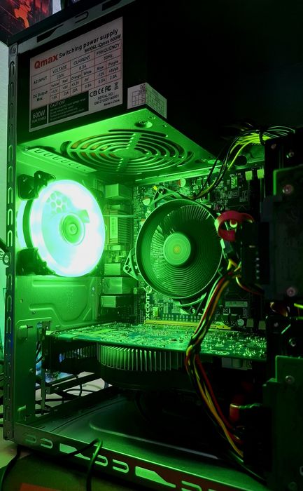 Продам компьютер в полном комплекте