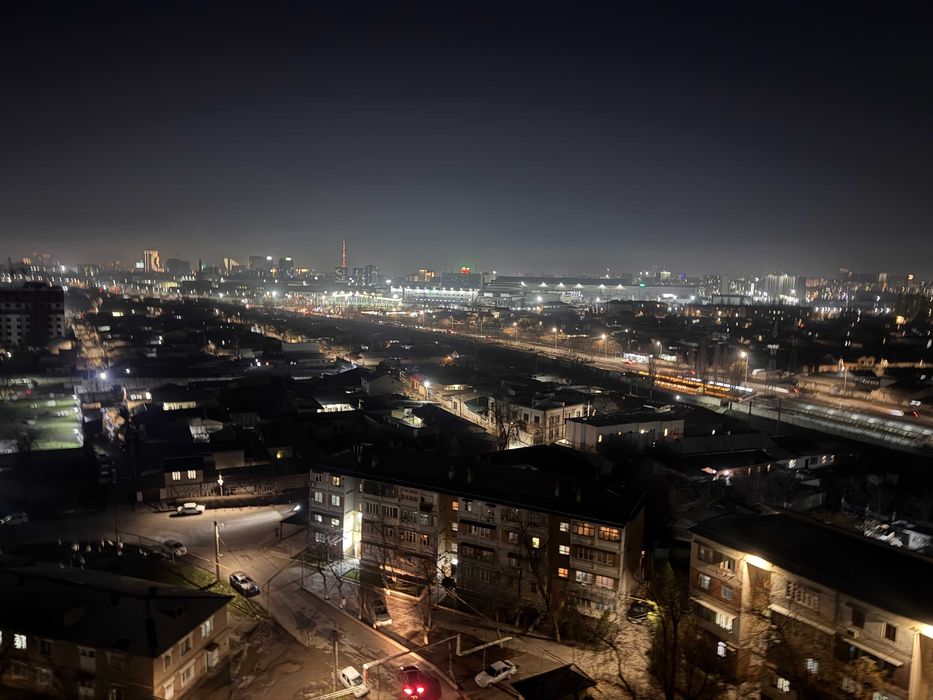 Срочно продаю свою 2-комнатую квартиру в новостройке около м. Дустлик