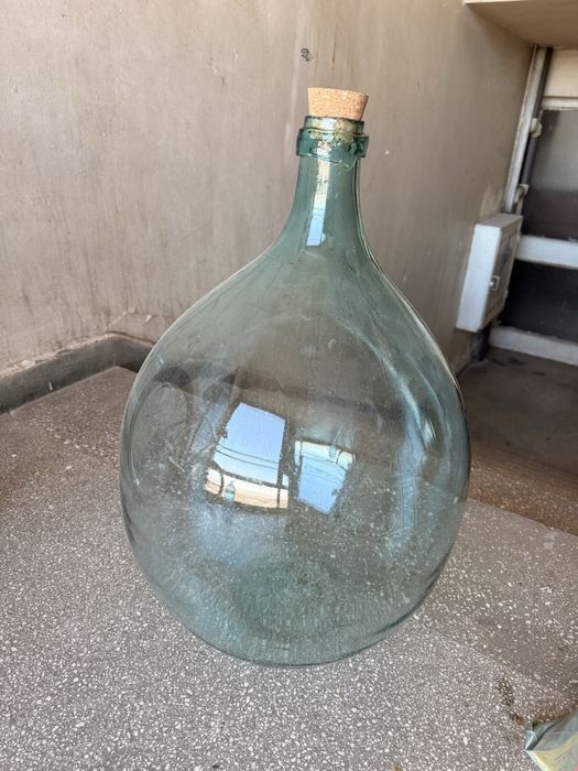 Стъклема дамаджана 40л