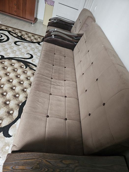 Диван и  кресла,  раскладывается