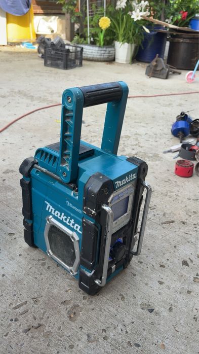 Radio Makita DMR108 Bluetooth + baterie 3Ah originală
