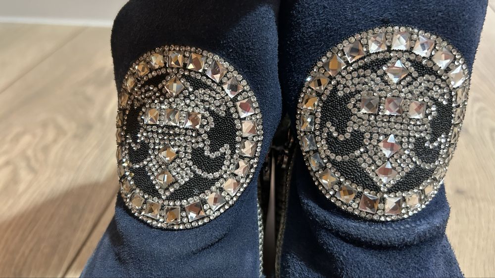 Продам осений весений обувь