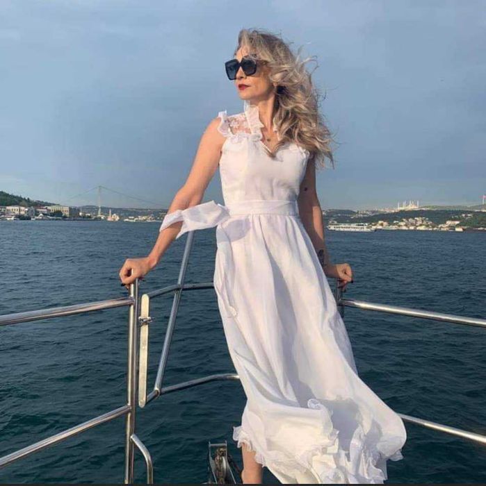 Rochie neagra din dantela Karen Millen, marimea S