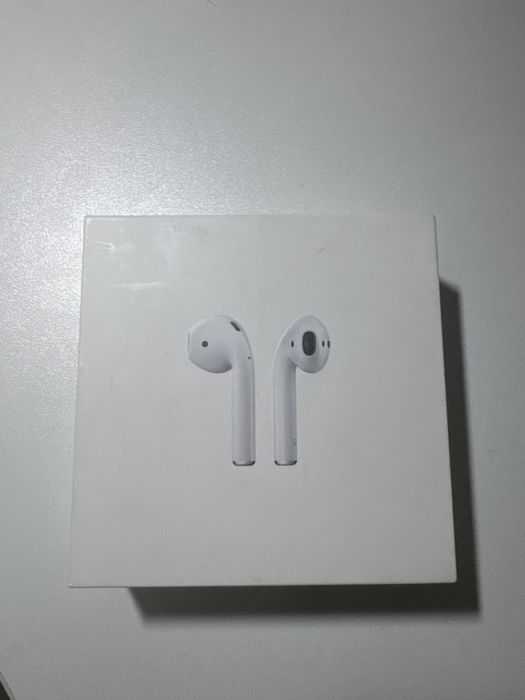 Наушники эйрподс