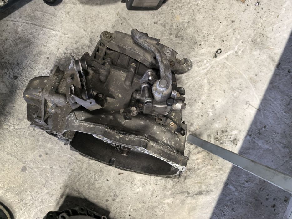 Скоростна кутия М32 M32 Z20LEL Z20LEH Z20LER 2.0 turbo