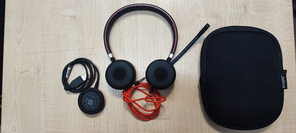 Jabra Evolve 40 Stereo + Placă de sunet Jabra Evolve 40 Link