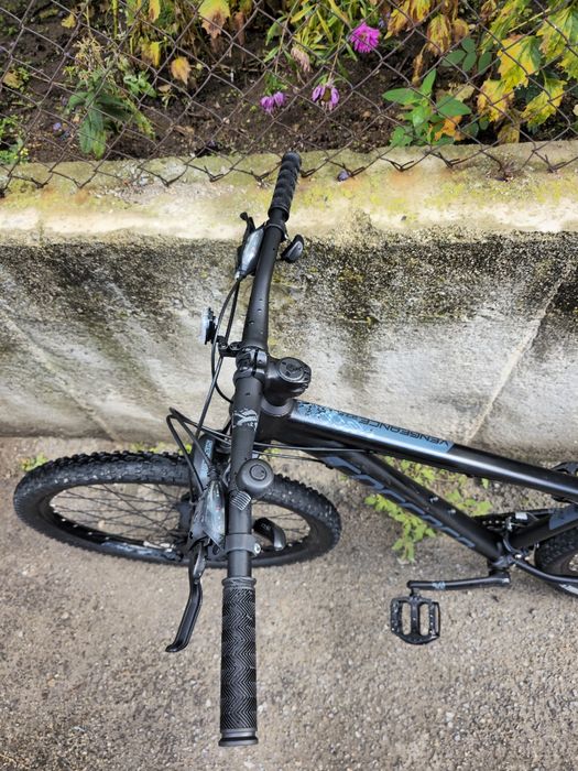 Carrera Vengeance 27.5 цола S размер рамка 2х8 скорости Дискови спирач