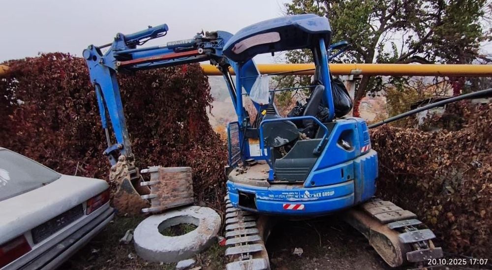 Продам мини-экскаватор 6тон.