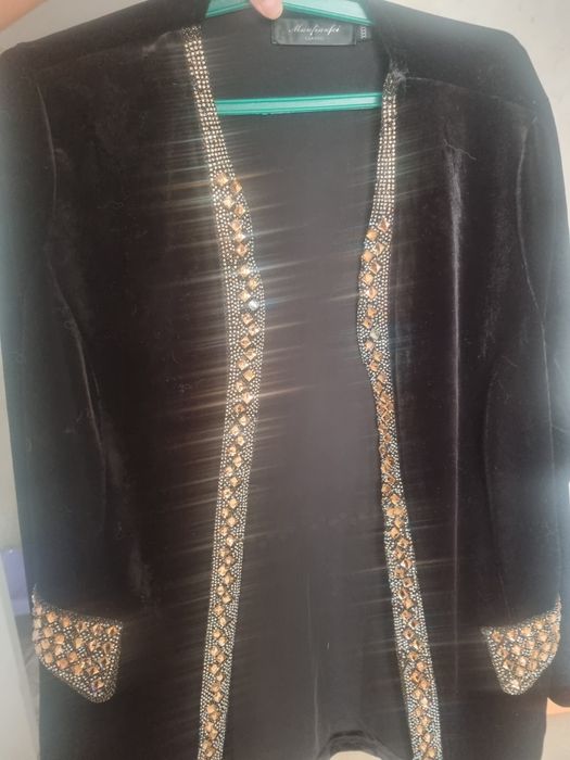 Продам камзол со стразами