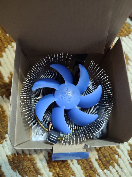 Продам боксовый кулер.