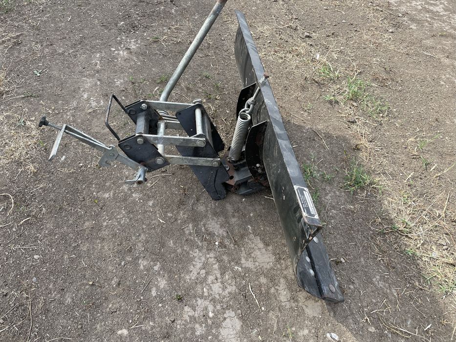 Lamă de deszăpezire cu arc Kersten