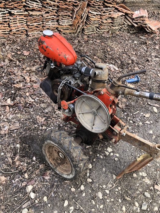 Vând motocultor in 2 timpi