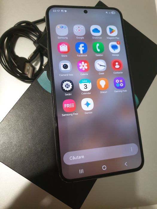 Vand Samsung S 22  ( accesorii )