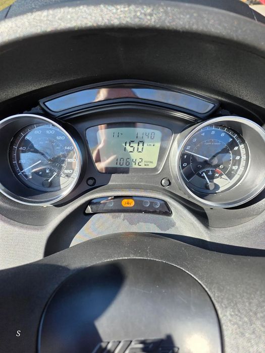 Piaggio MP3 500 Sport ABS Piaggio MP3 500hpe Sport 2020, se conduce cu categoria B