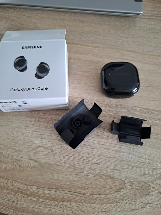 Наушники Samsung buds core