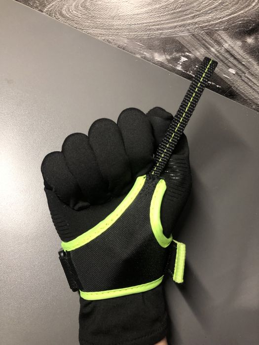 Темляки лыжные.