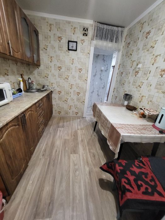 Продам 3 ех комн кв в 19 мкр