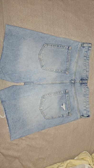 Vand blugi bershka jeans mărimea 44