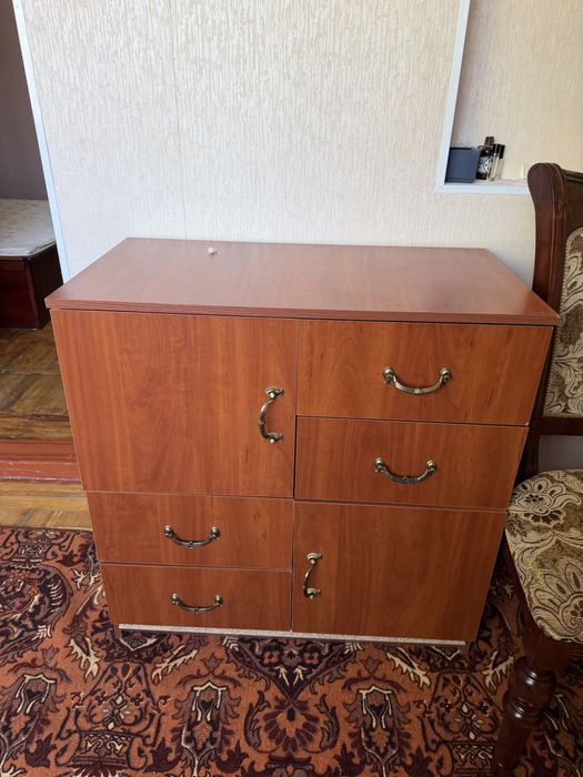 Шкаф тумба состояние отличное