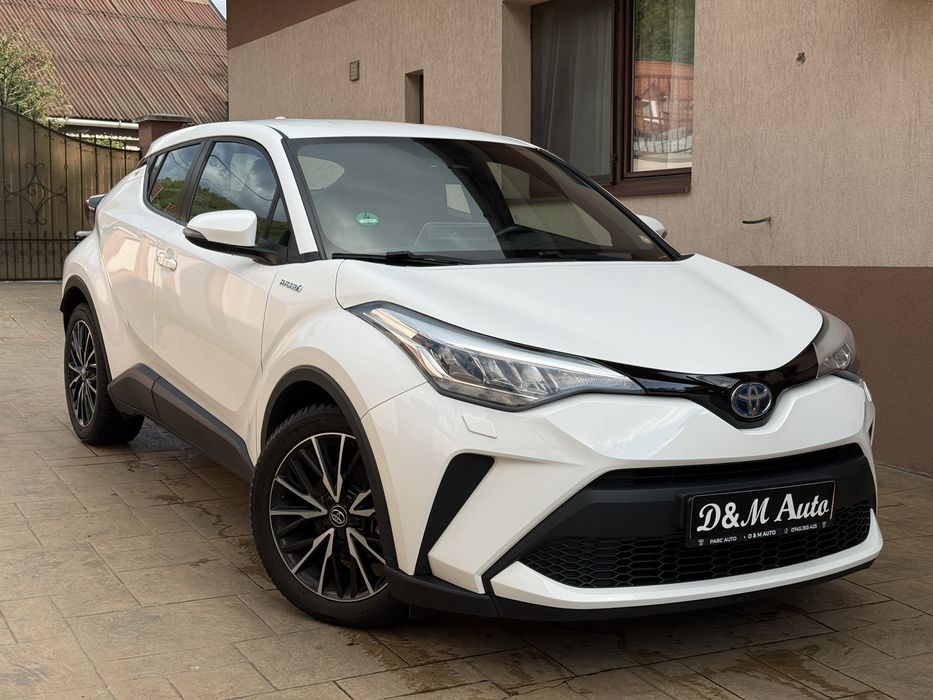 Toyota Chr 1.8 Hibrid 122 cp An 2021  in GARANTIE 76.000Km Led Navi Distronic  RAR + Roti iarna