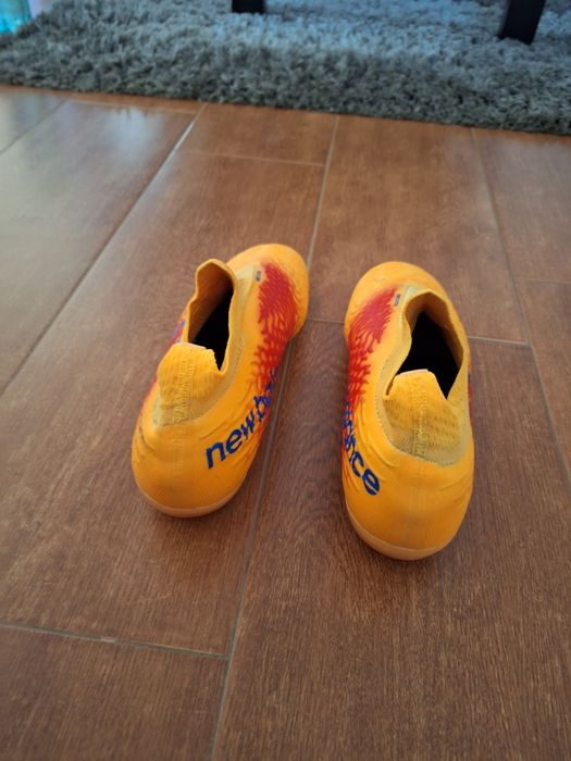 Ghete de fotbal New Balance