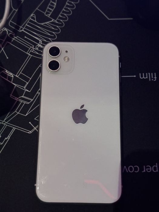 iPhone 11 белый цвет обычный iPhone