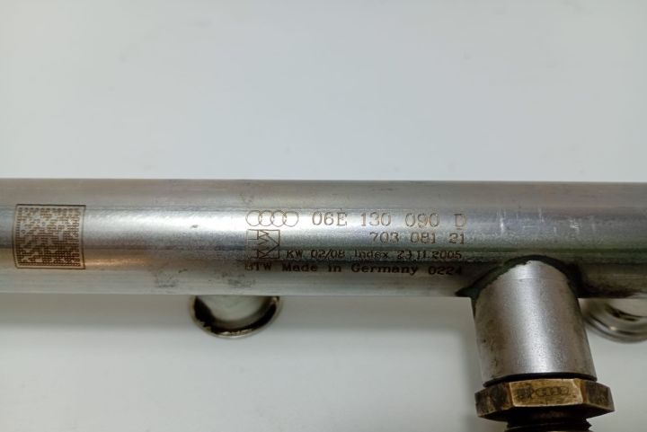 Rampa Injectoare 3.2 fsi 06E130090D Audi A4 B8/8K seria