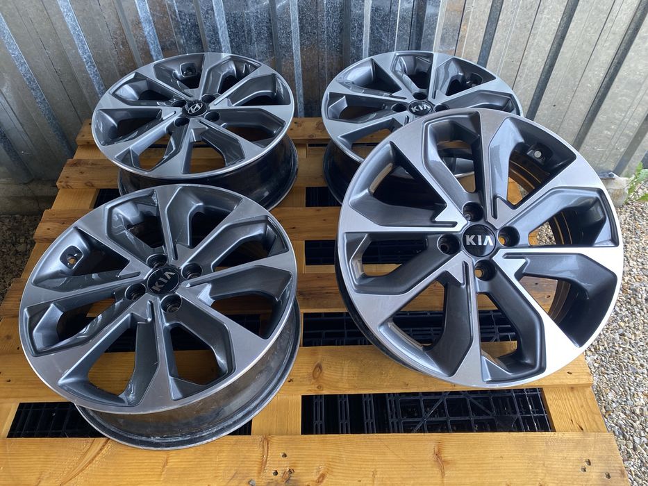 17 цола 4 х 100 мм Киа Рио , Стоник , Kia Rio , Stonik