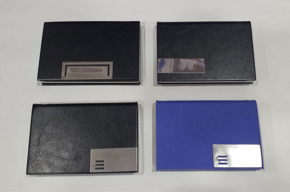 Картхолдер / визитница из экокожи с металлической вставкой