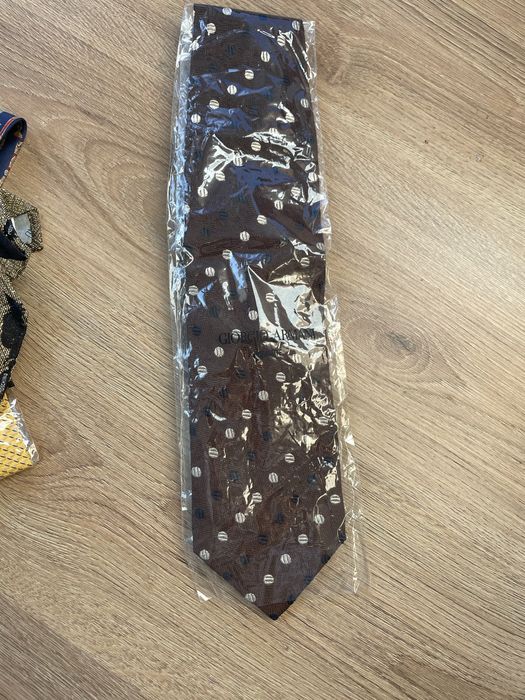 Дизайнерски вратовръзки Armani, Boss, Feragamo, Mochino