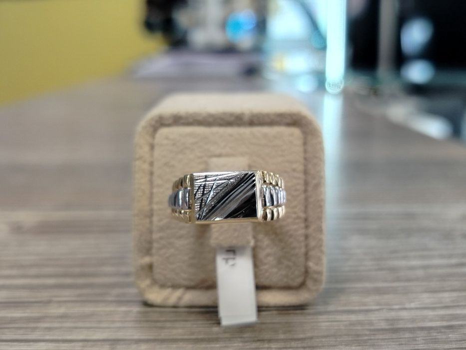 НОВ златен пръстен 5.69гр / 14К