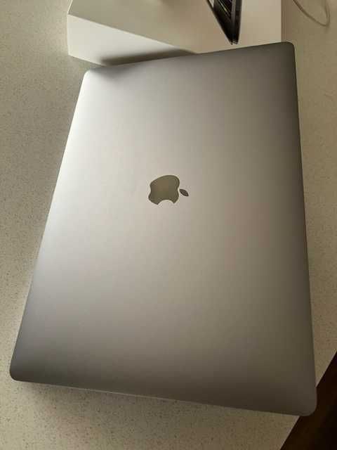 MacBook Pro 15 2017 / i7 2.9 16GB 512 SSD A1707