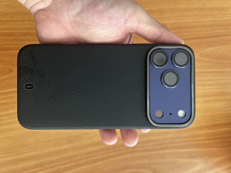 Продам Айфон 17 Pro Max