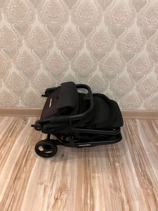 Прогулочная коляска Easywalker