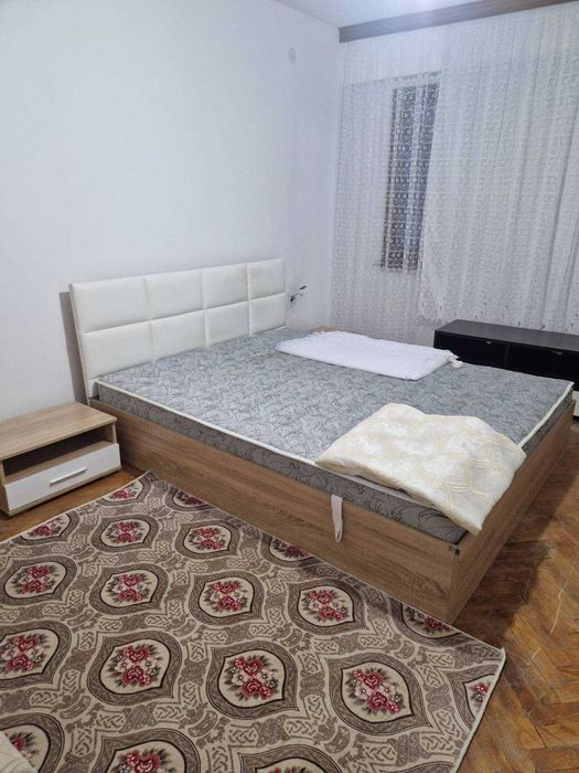 Дава се под наем Тристаен апартамент в Шумен, Тракия - 78 кв.м за 298.86 € - Снимка #16