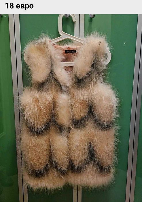 Продавам елек много запазен