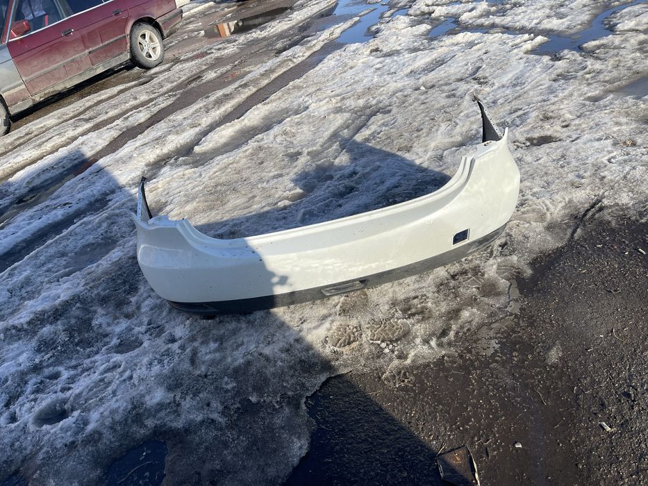 Продам бампер ниссан альмера