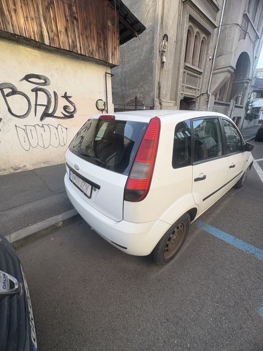 FORD Fiesta 2004 — imagine 4