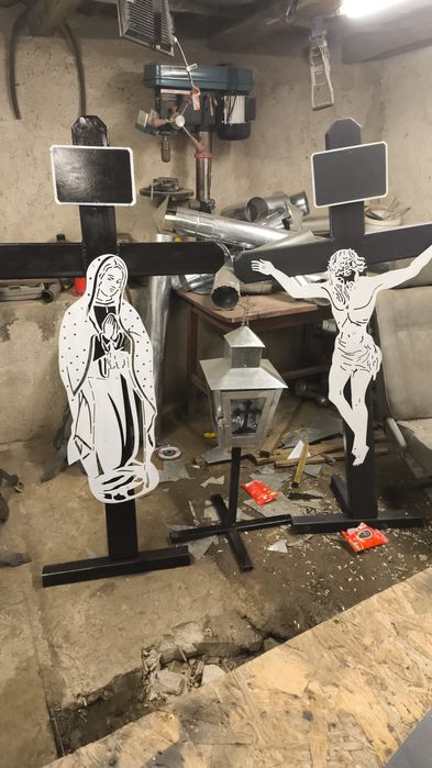 La comanda cruci ,felinare